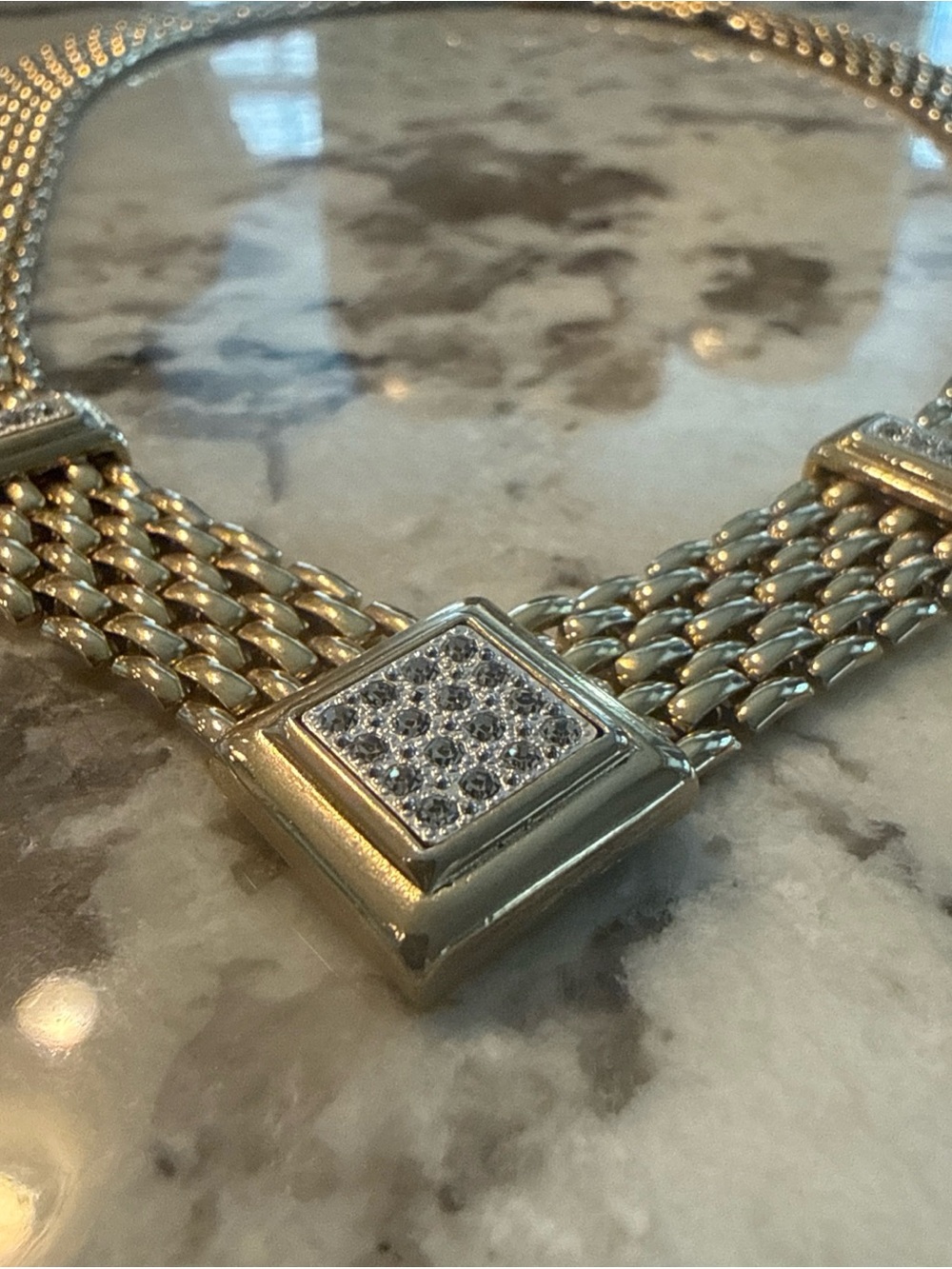 Vintage Avon Necklace Gold Tone Pave Square Mesh Chain Push Lock‎